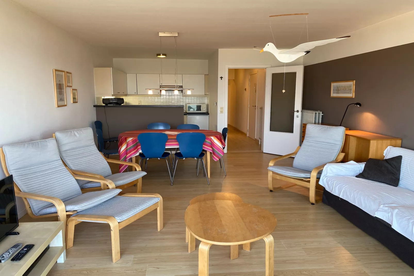 SEAFLOWER 603-Living room
