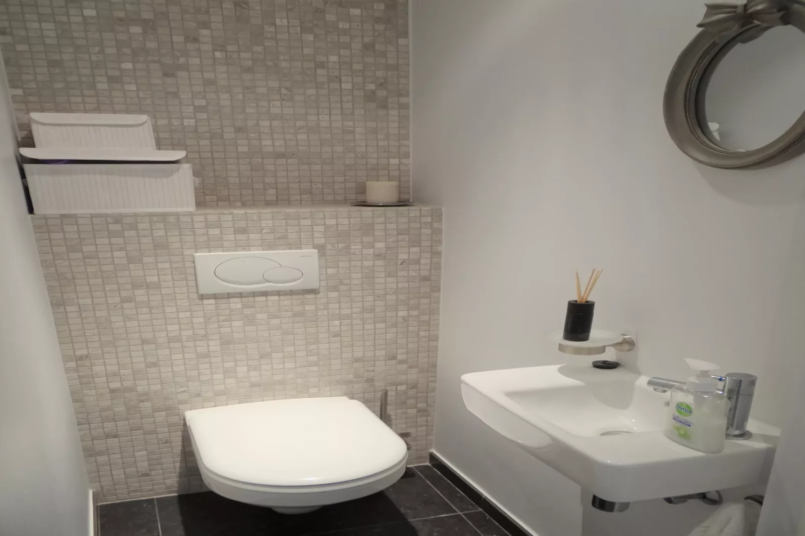 ECLAIRCIE 101-Bathroom