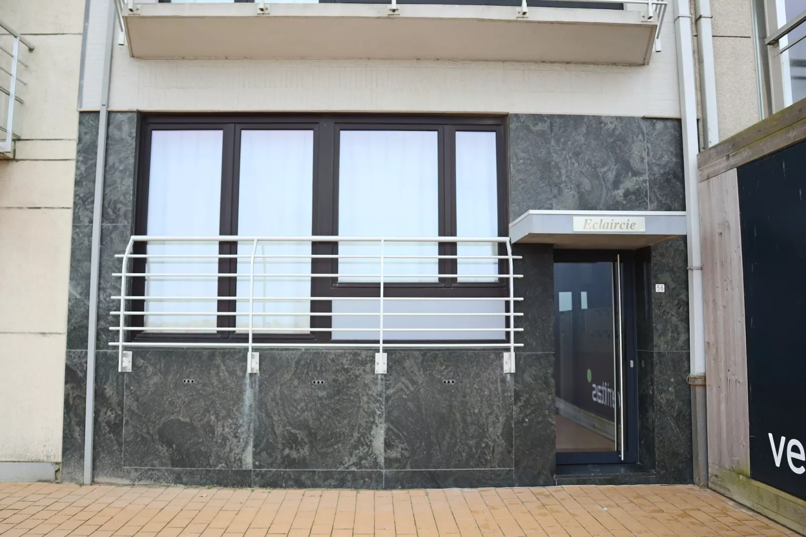 ECLAIRCIE 101-Reception hall