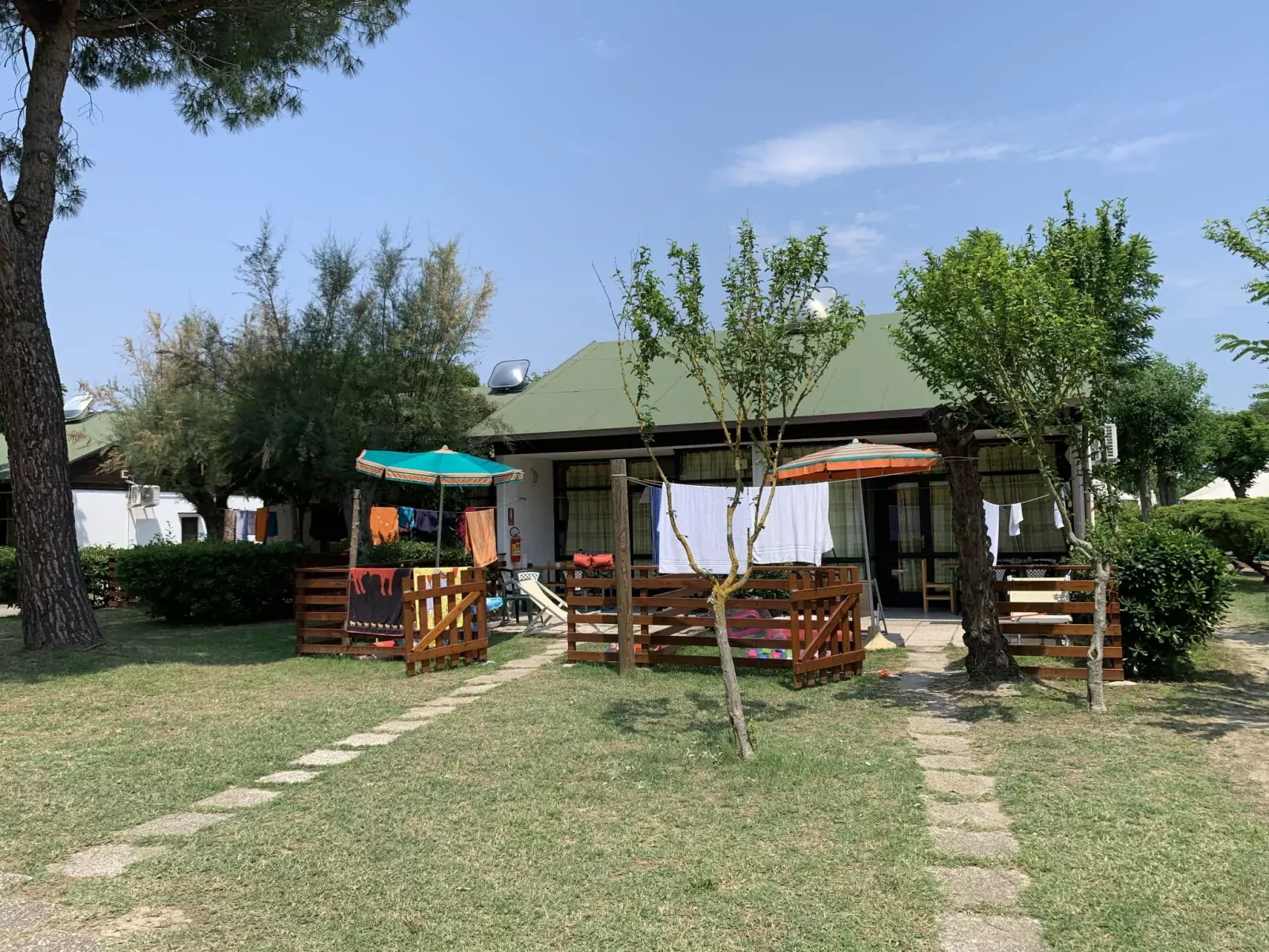 Lake Bungalow-Dehors