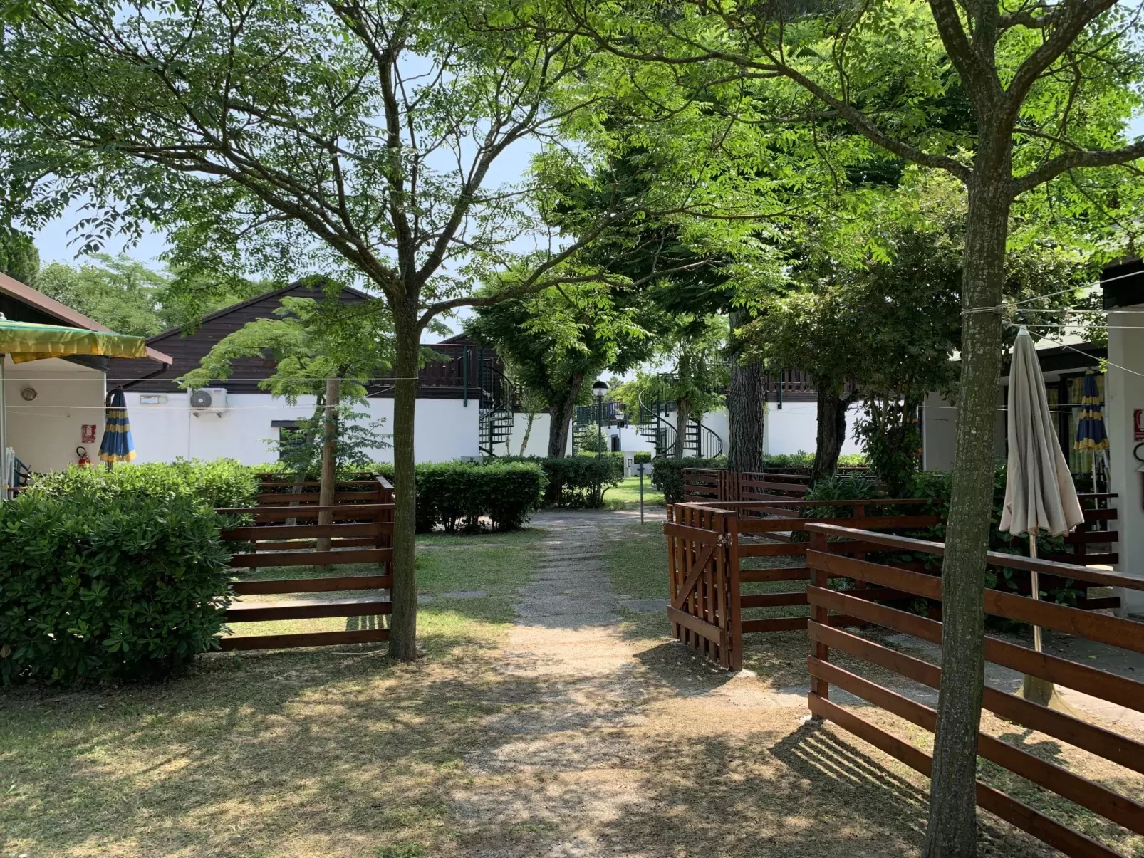Lake Bungalow-Dehors