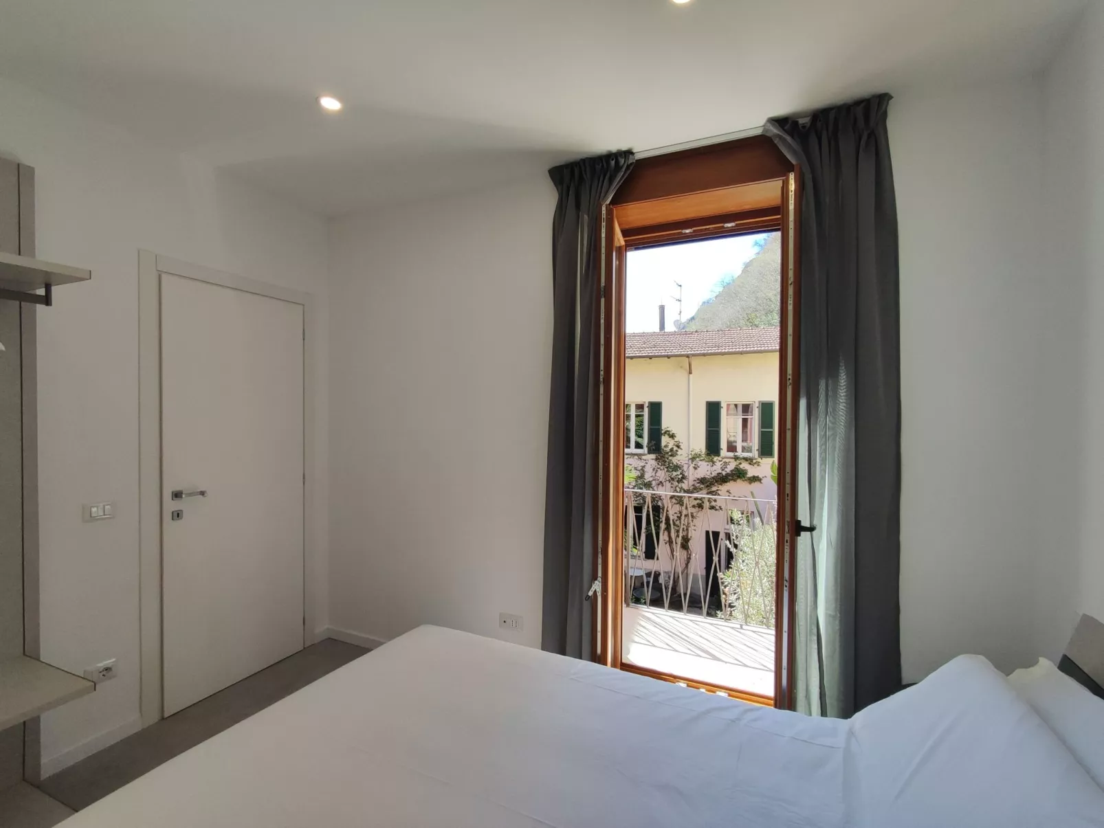 Cris House-Dedans