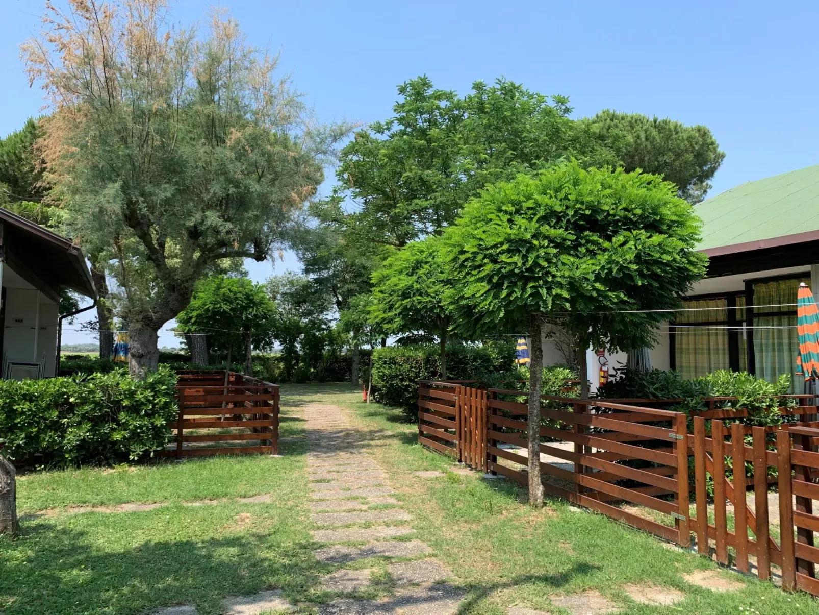 Lake Bungalow-Dehors