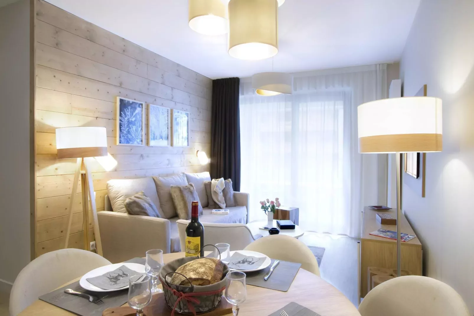 Résidence l'Éclose 7-Dining room