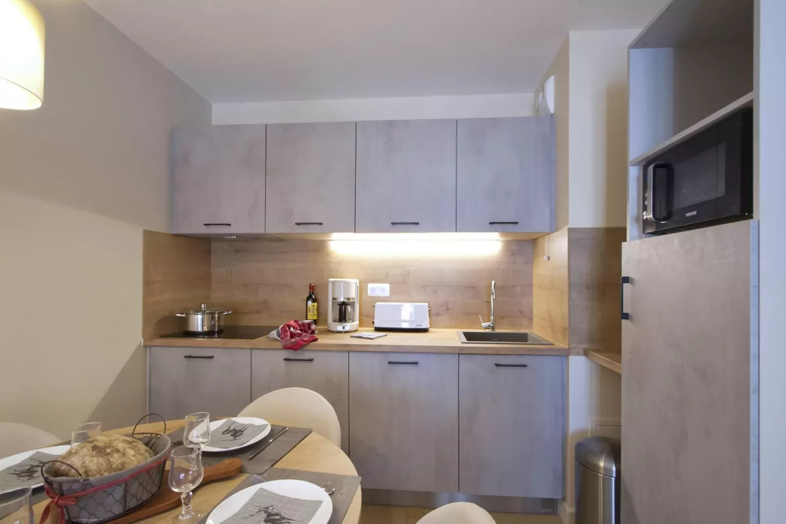 Résidence l'Éclose 7-Kitchen