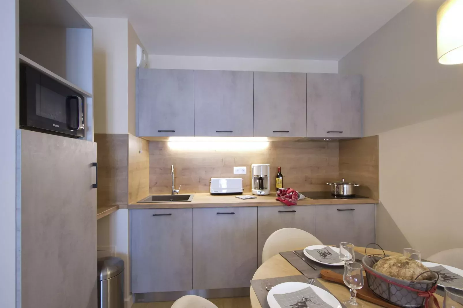 Résidence l'Éclose 7-Kitchen
