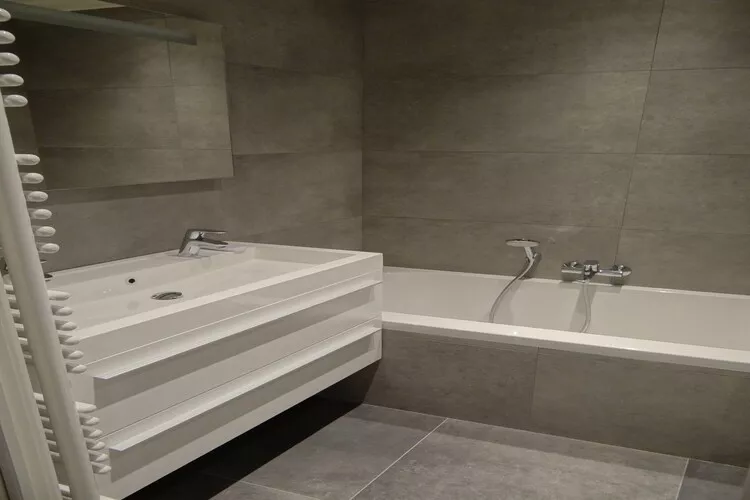ZEEMEERMIN-Bathroom