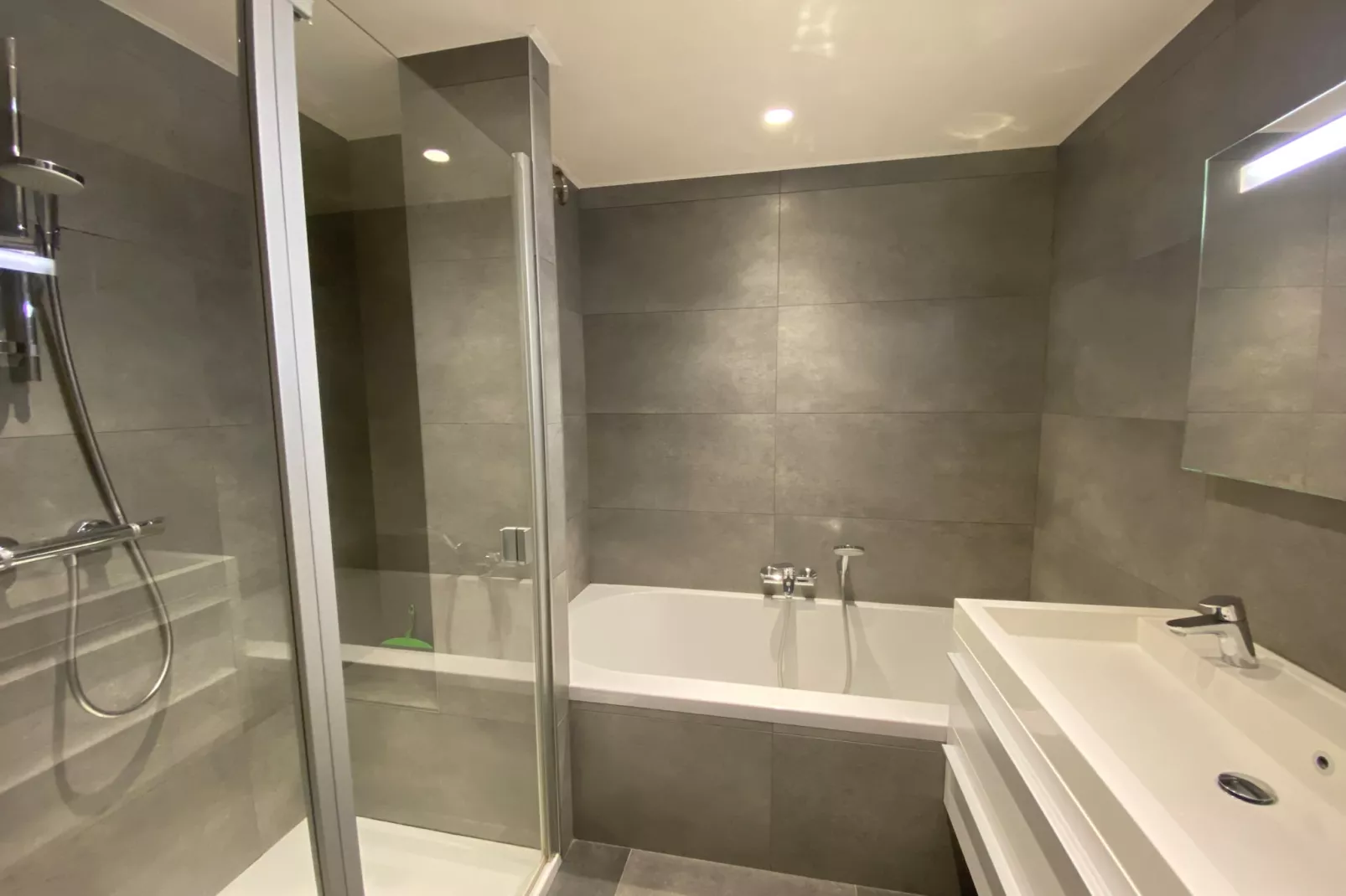 ZEEMEERMIN-Bathroom