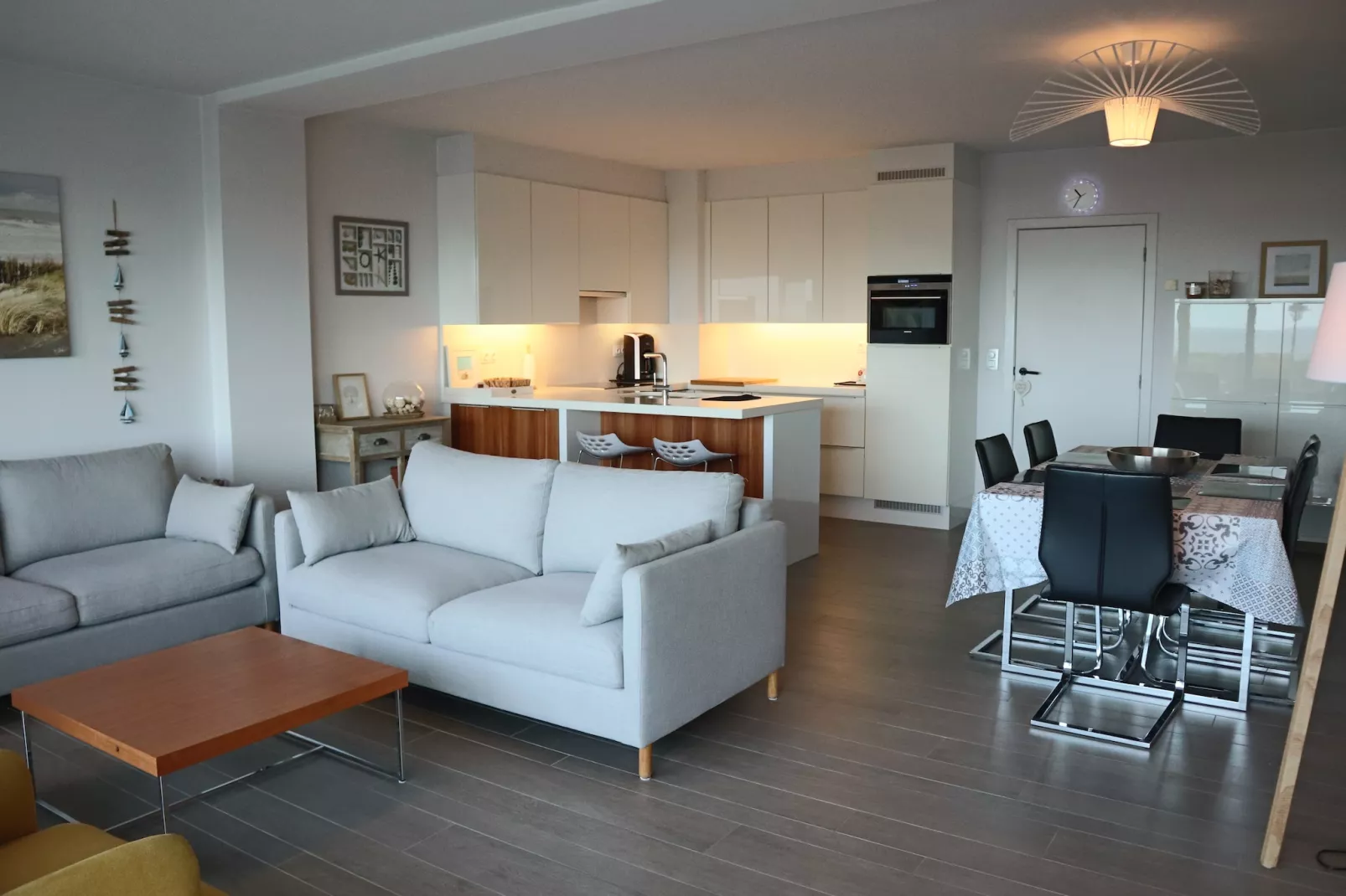 GARBI-Living room