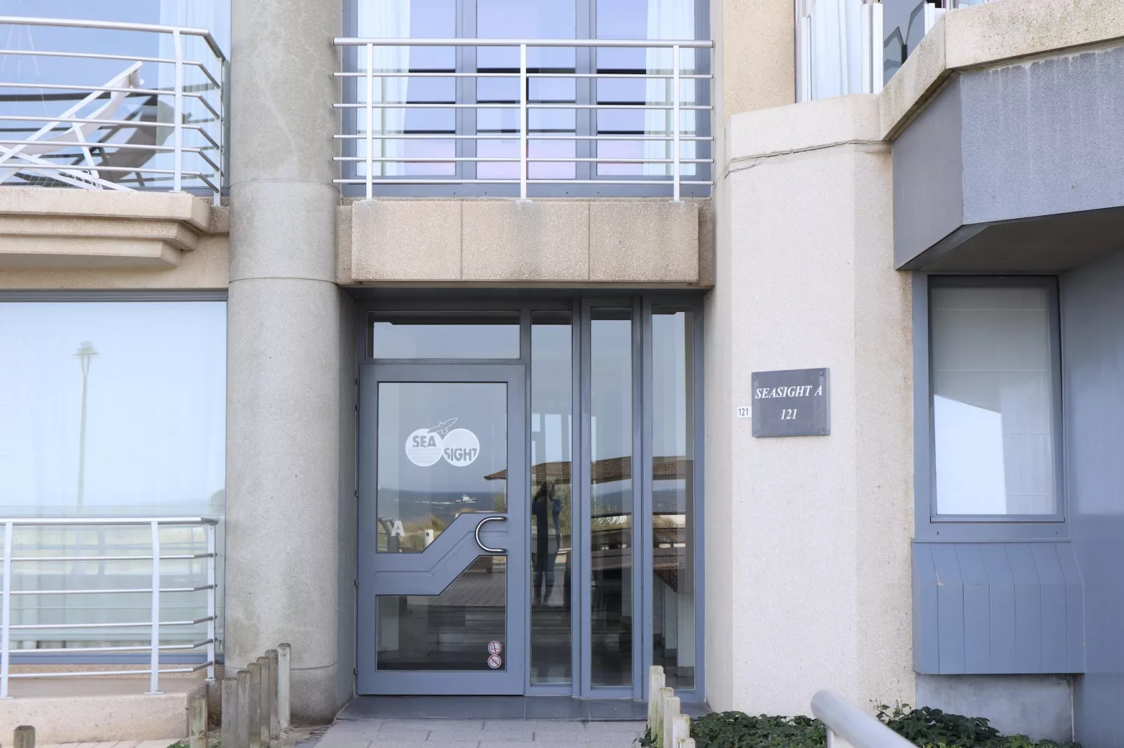 SEASIGHT A 0004-Reception hall