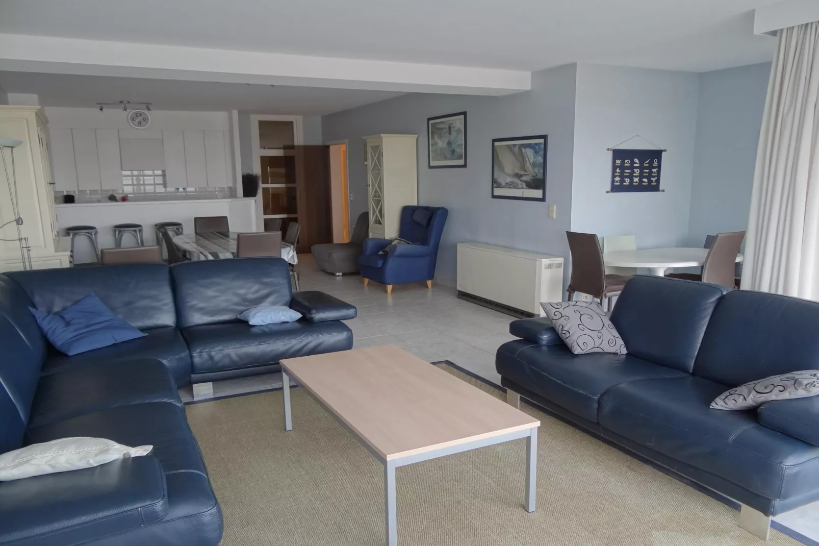 SEASIGHT A 0004-Living room