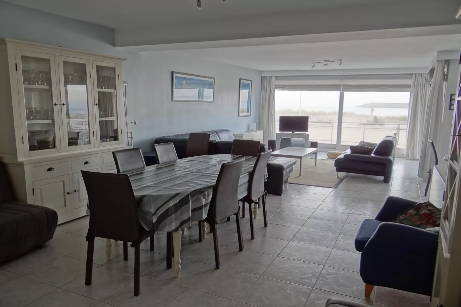 SEASIGHT A 0004-Dining room