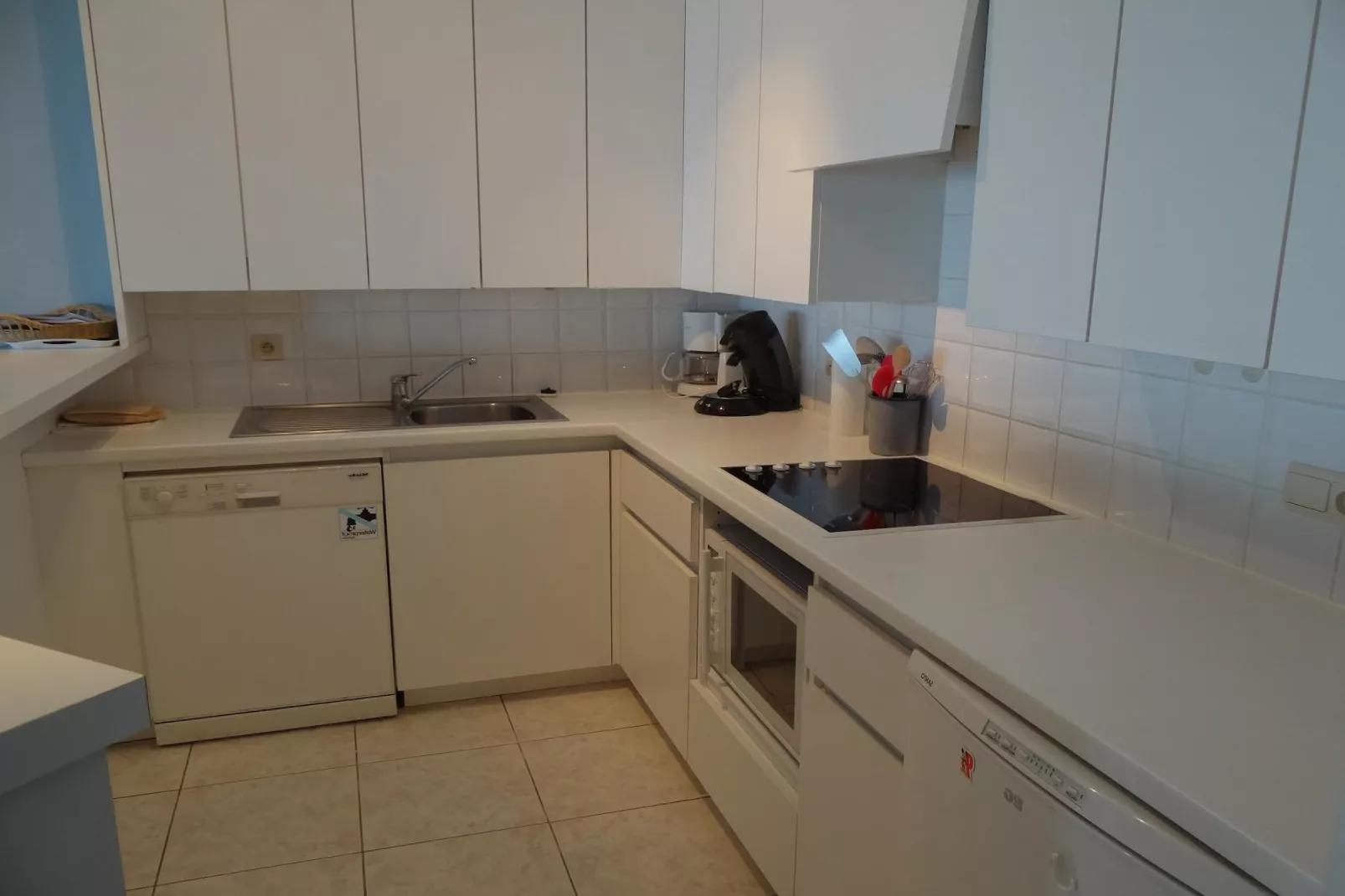 SEASIGHT A 0004-Kitchen