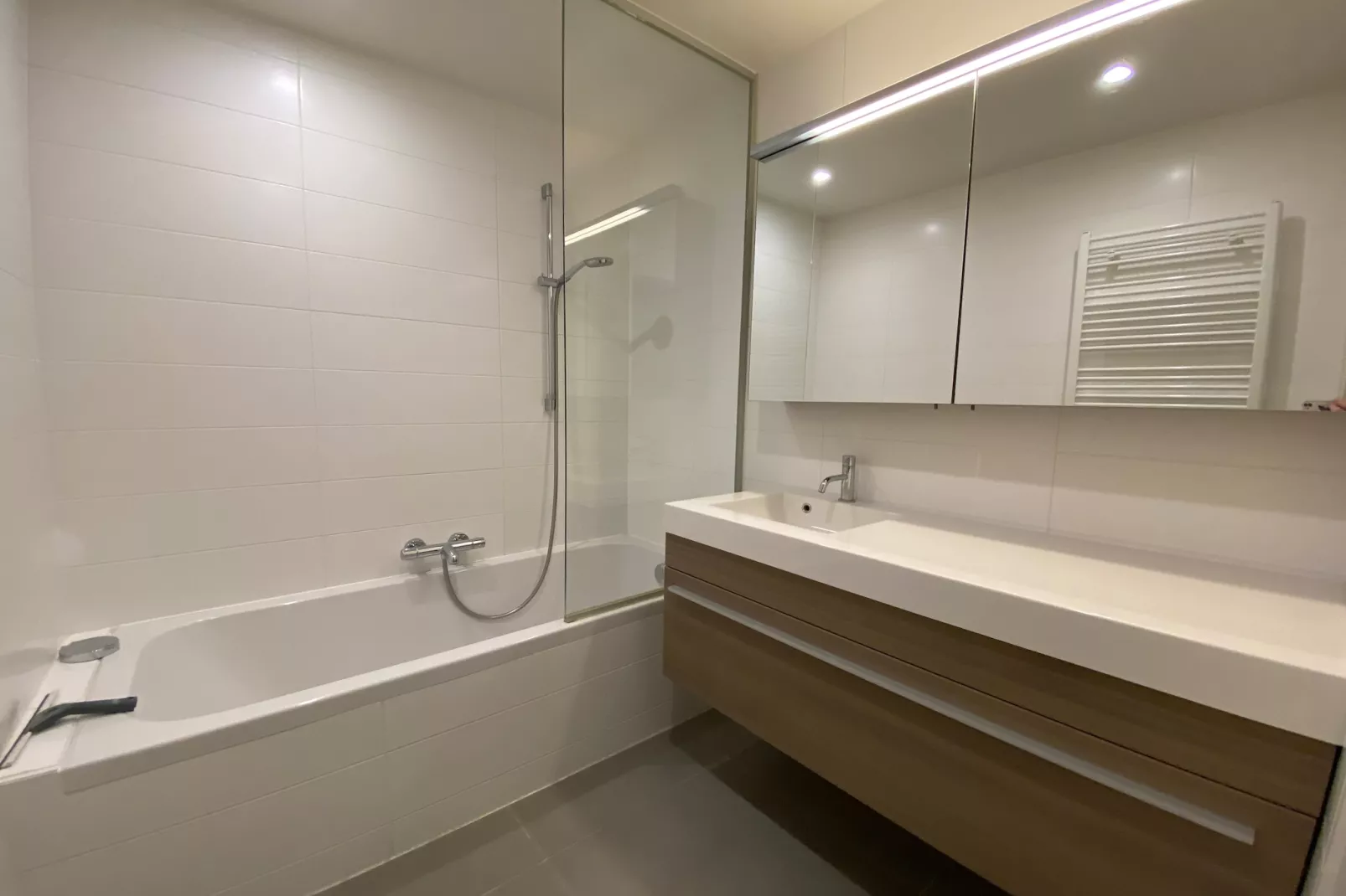 LECTUS 233/0201-Bathroom