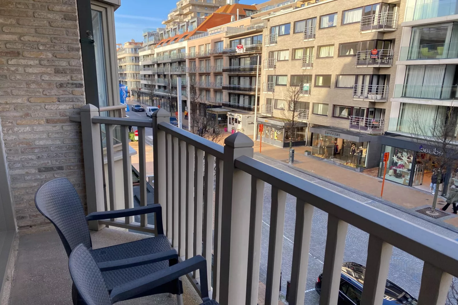 LECTUS 233/0201-Terrace balcony