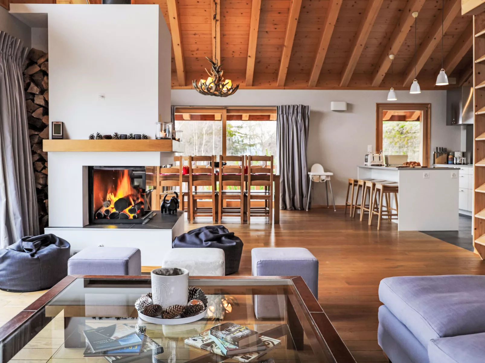 Chalet Manson-Inside