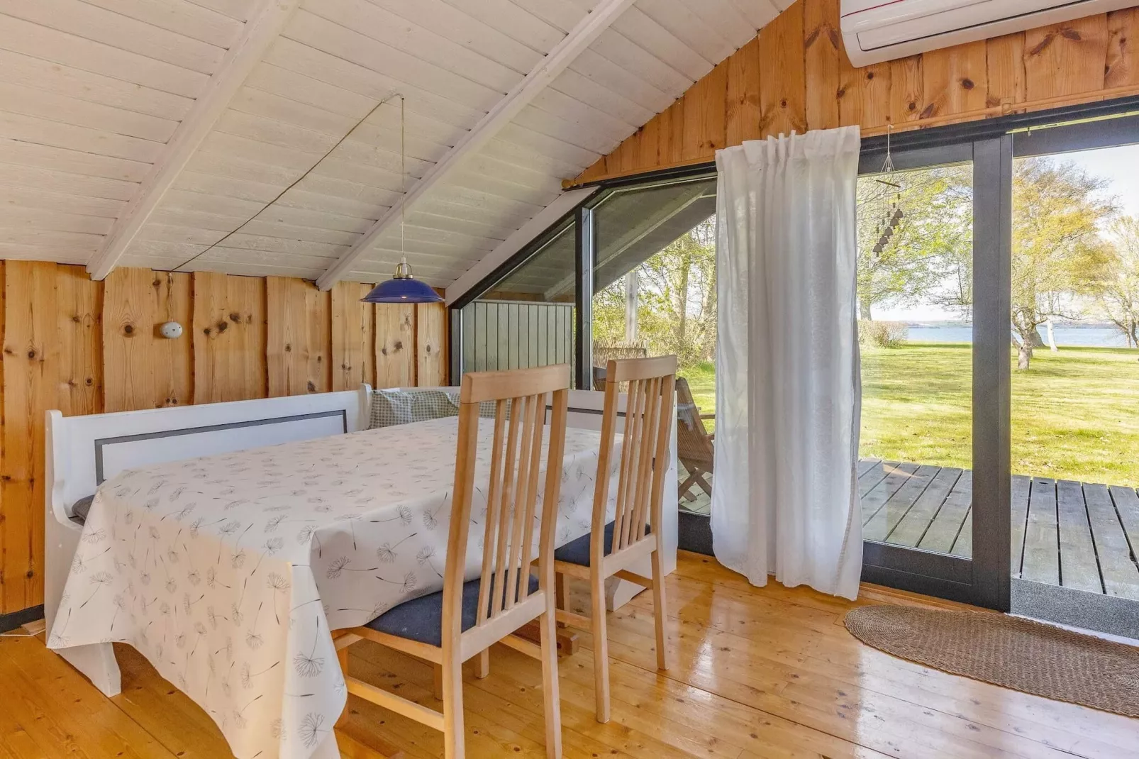 4 person holiday home in Stubbekøbing-By Traum-Indoor