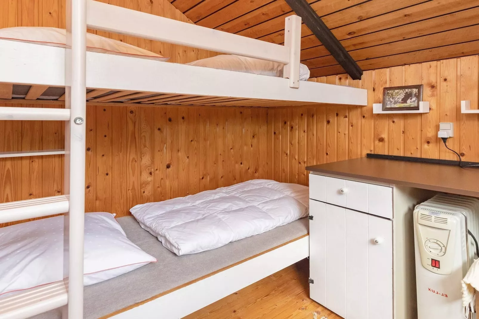 4 person holiday home in Stubbekøbing-By Traum-Indoor