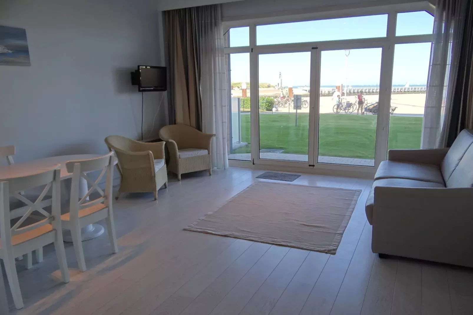DEN OEVER III 2 /0002-Living room