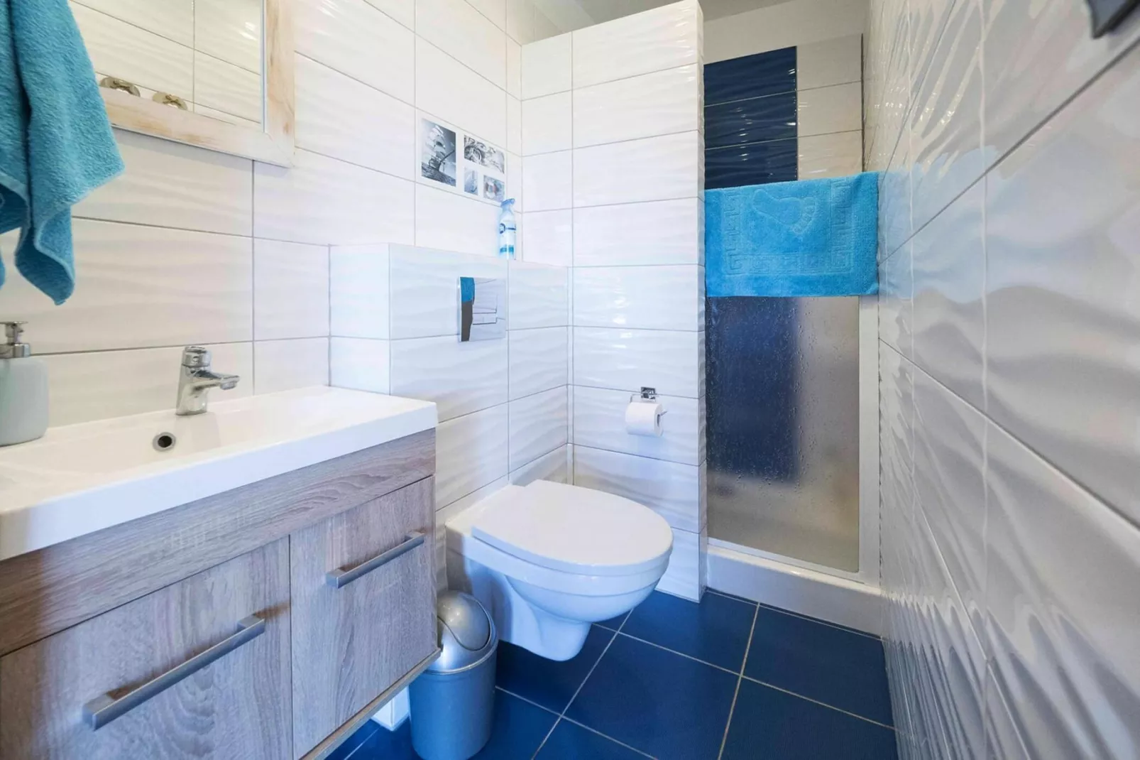 Semi-detached house, Niechorze-72 qm, 6 Pers.-Bathroom