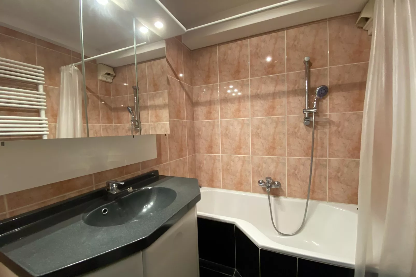 ALVA 0201-Bathroom
