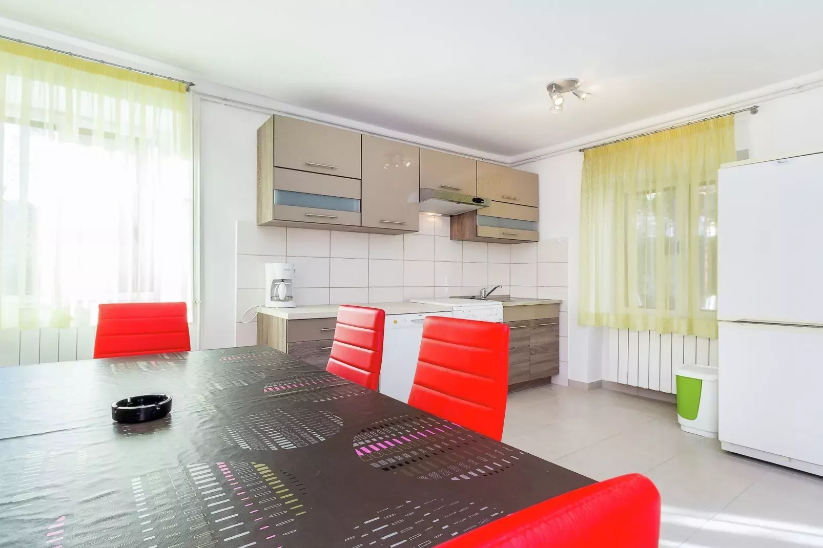 Apartment Pomer-Dining room