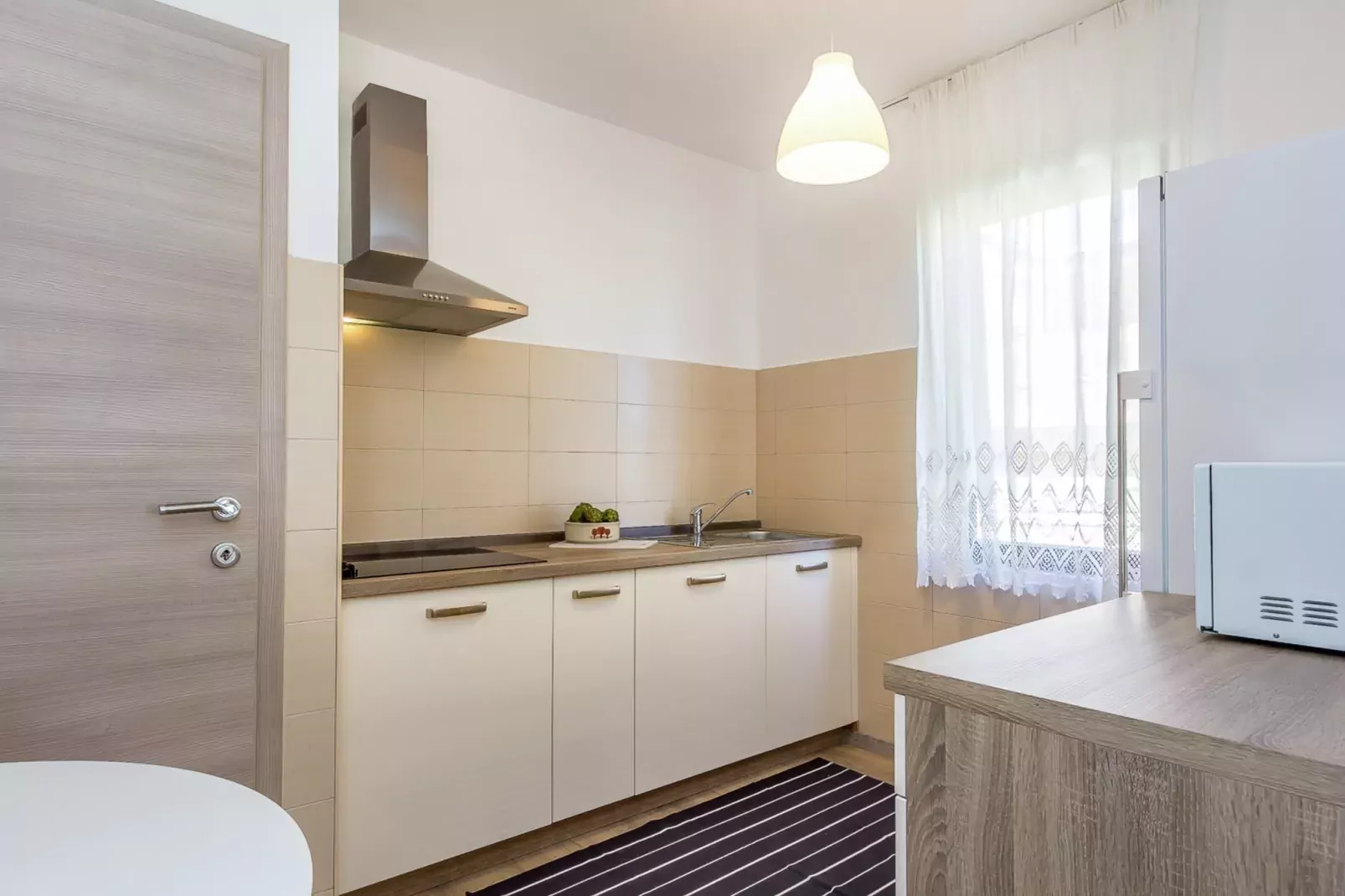 Viviana-Kitchen