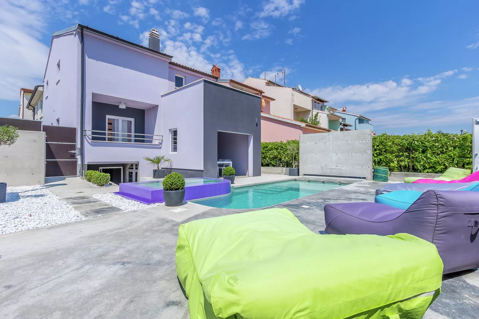 Casa Moderna-Exterior summer