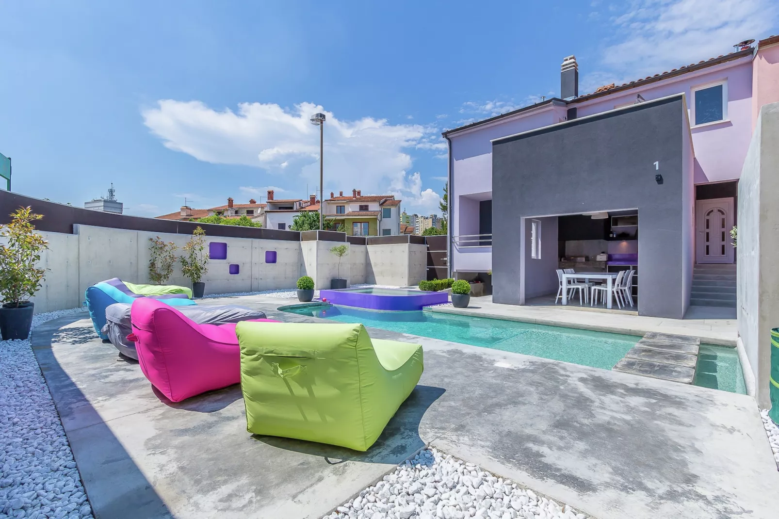 Casa Moderna-Exterior summer