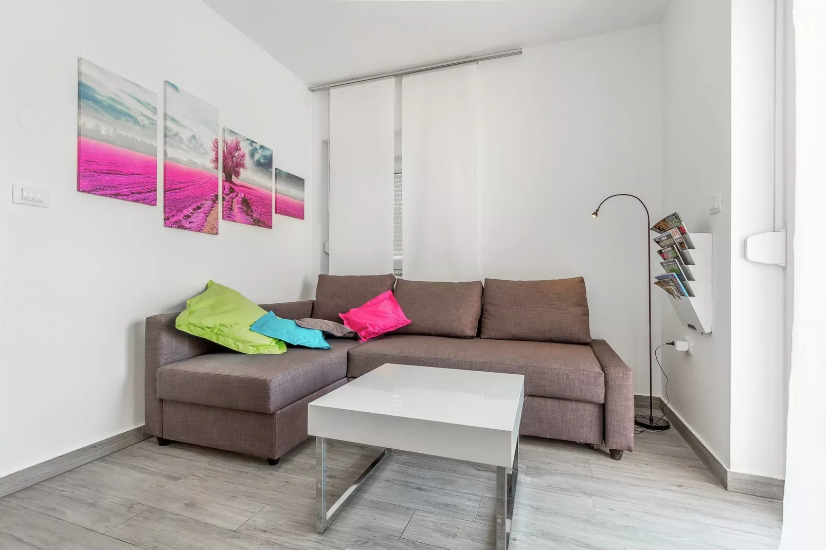 Casa Moderna-Dining room