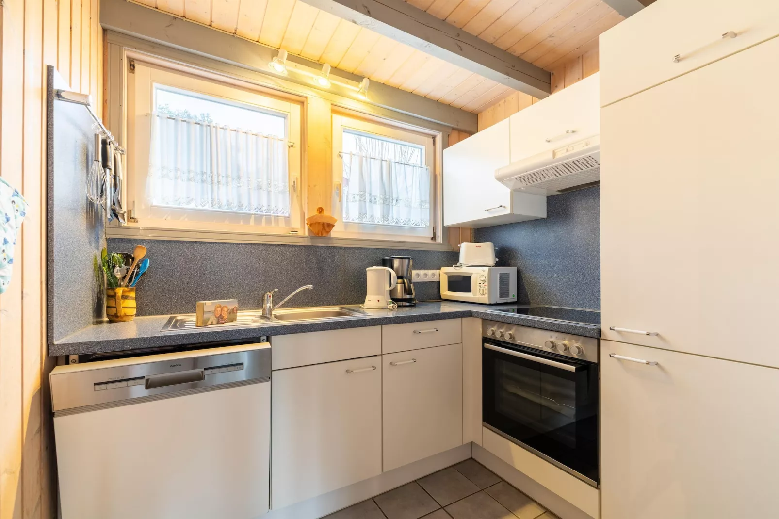 FH Wildgans Comfort Nr119-Kitchen