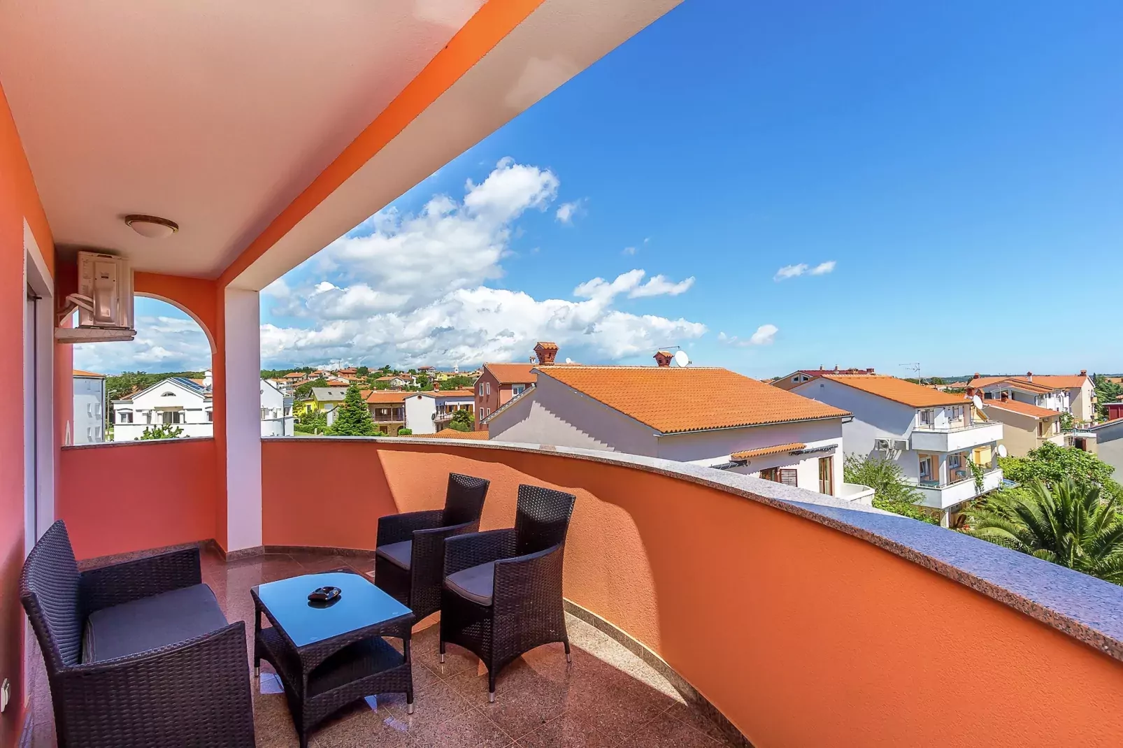 Marich A4-Terrace balcony