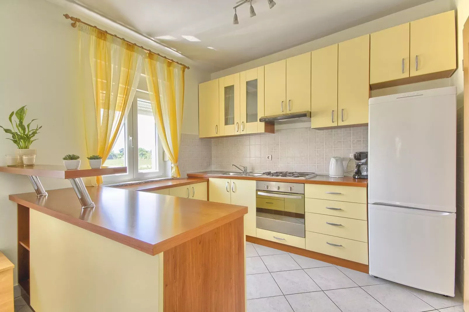 Casa Nina & Tea-Kitchen