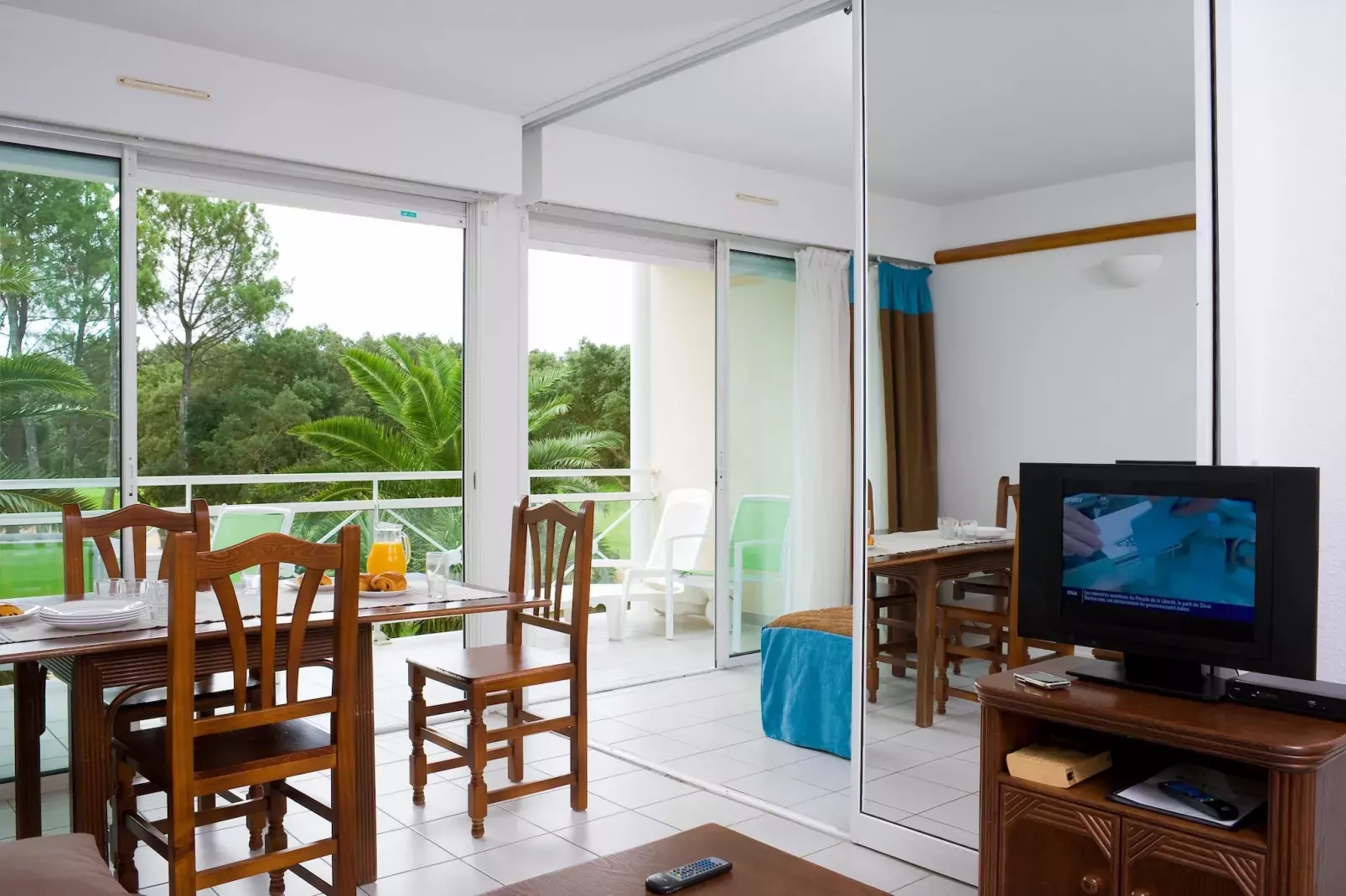 Les Appartements de Moliets 3-Salle à manger