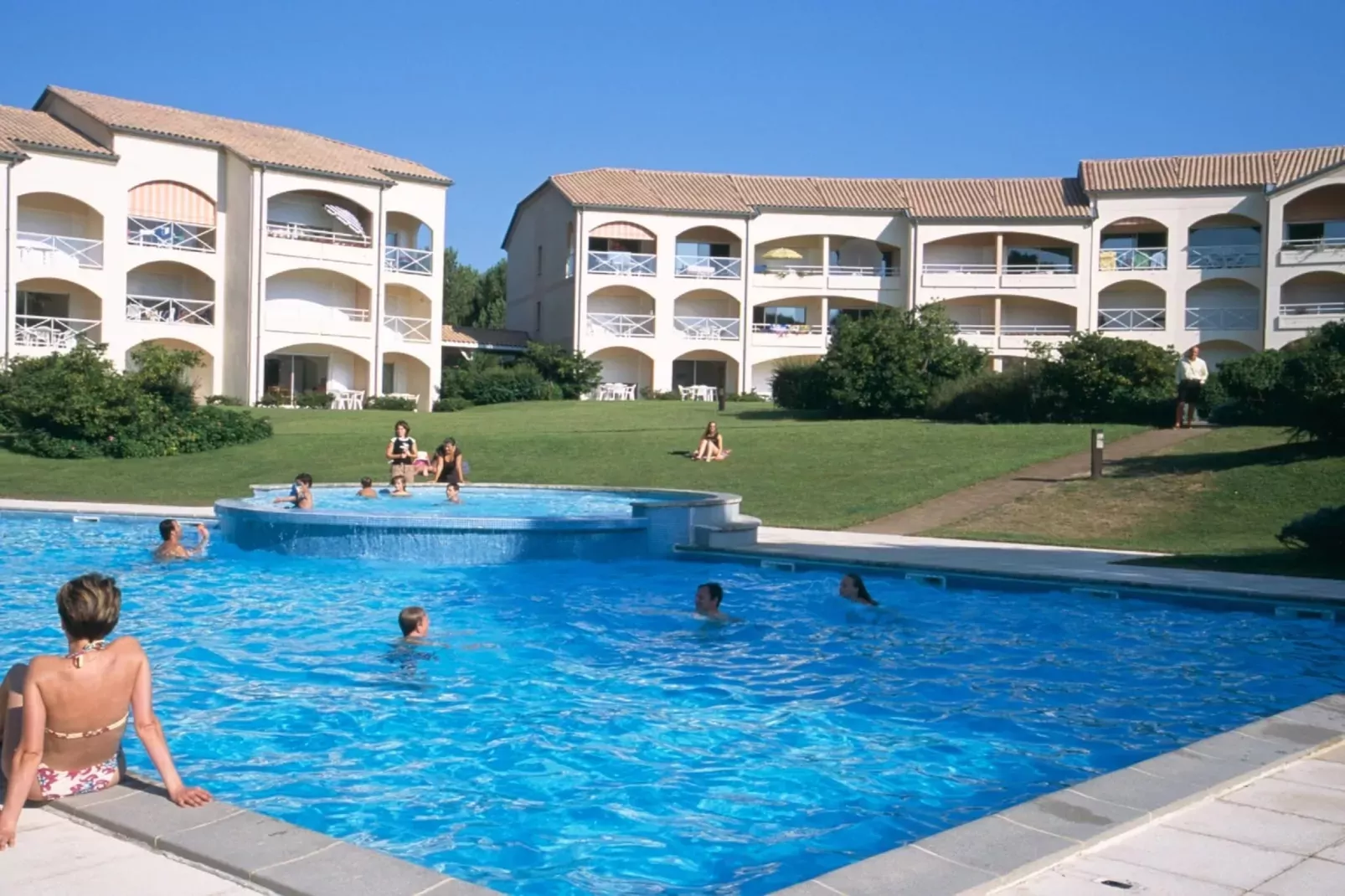 Les Appartements de Moliets 3-Piscine