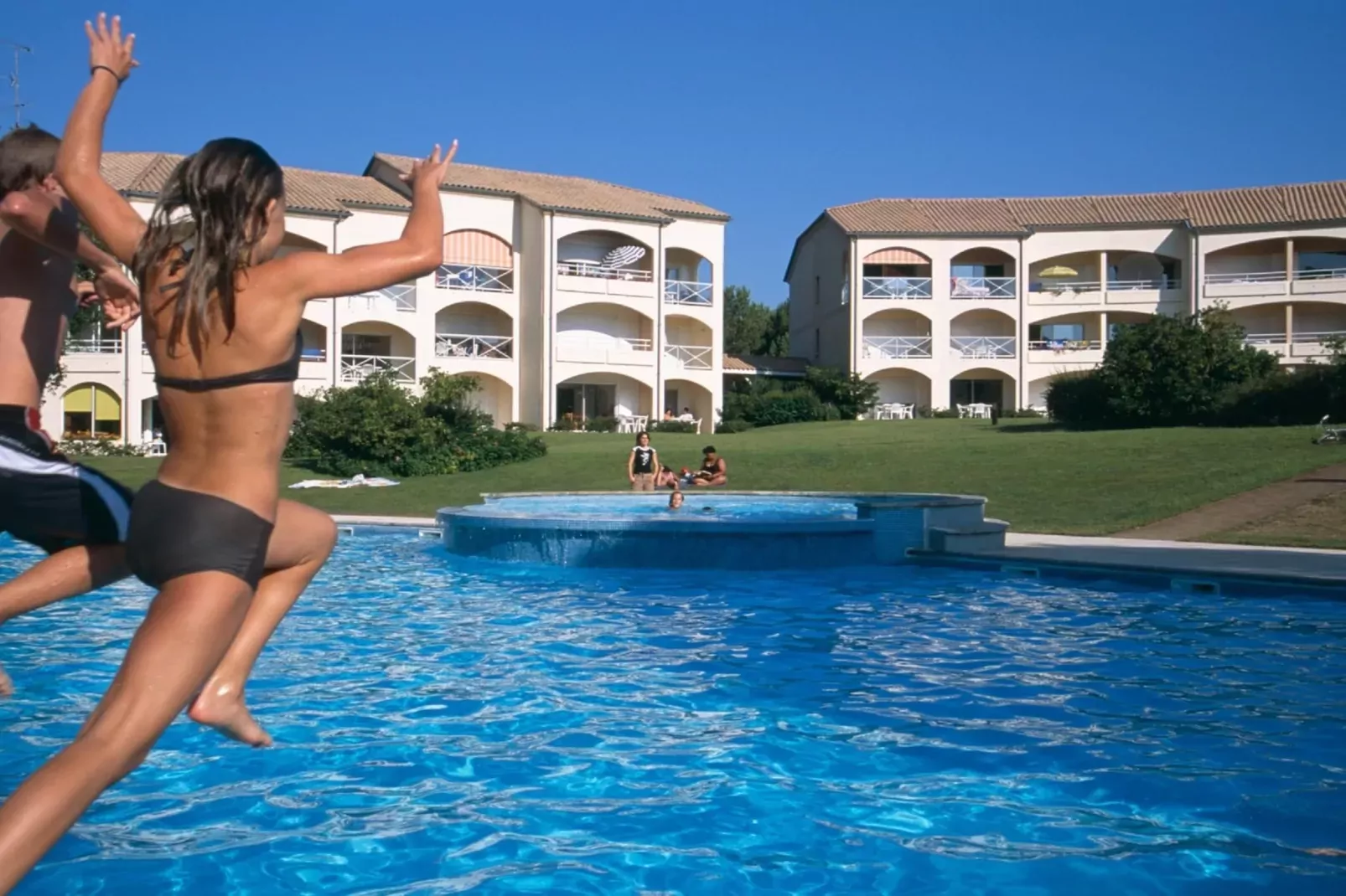 Les Appartements de Moliets 3-Piscine