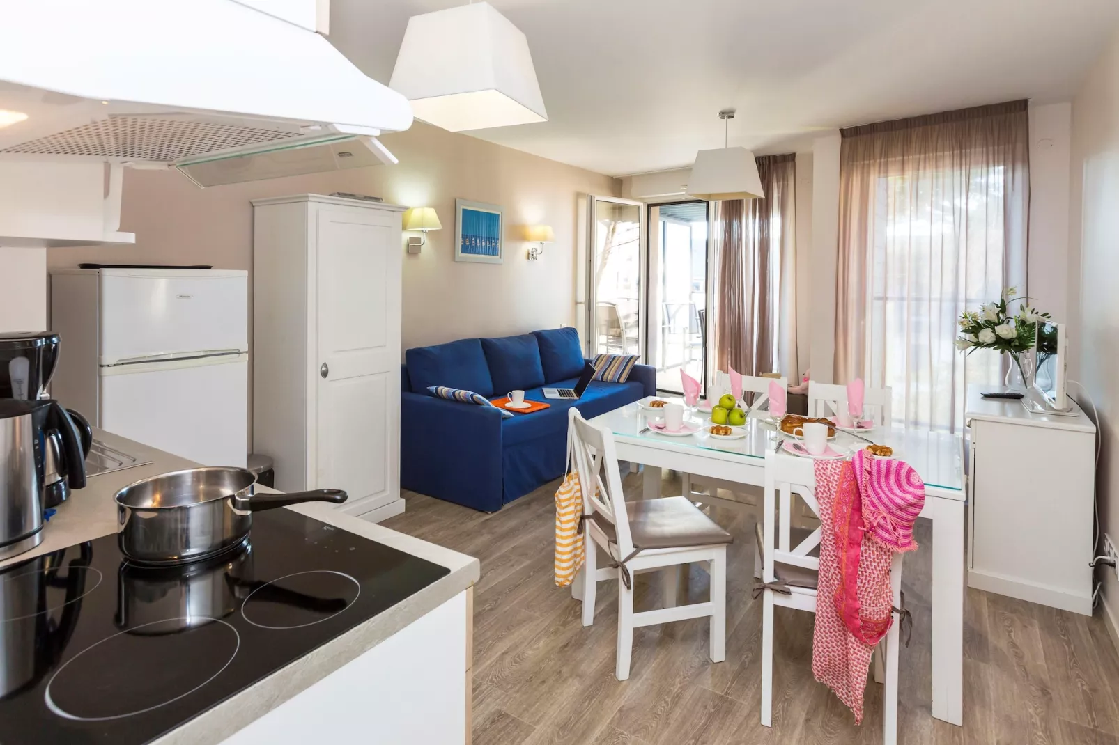 Residence de la Plage 5-Dining room