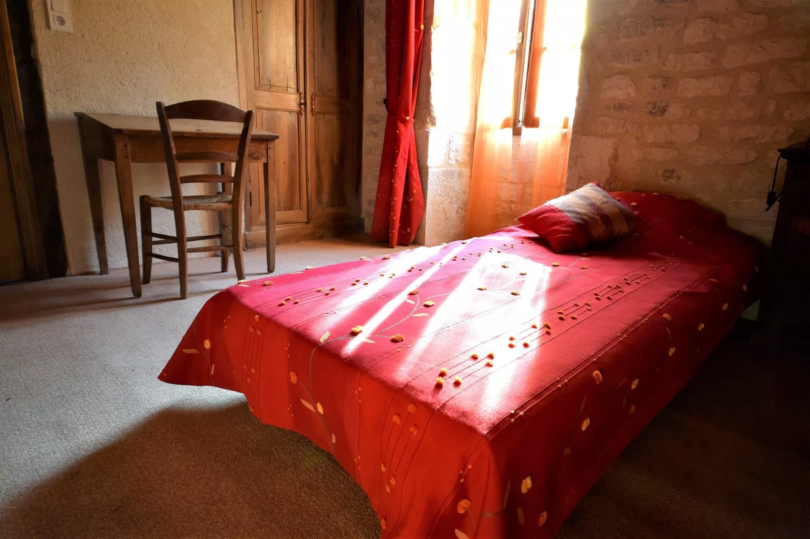 Les Fontanelles-Bedroom