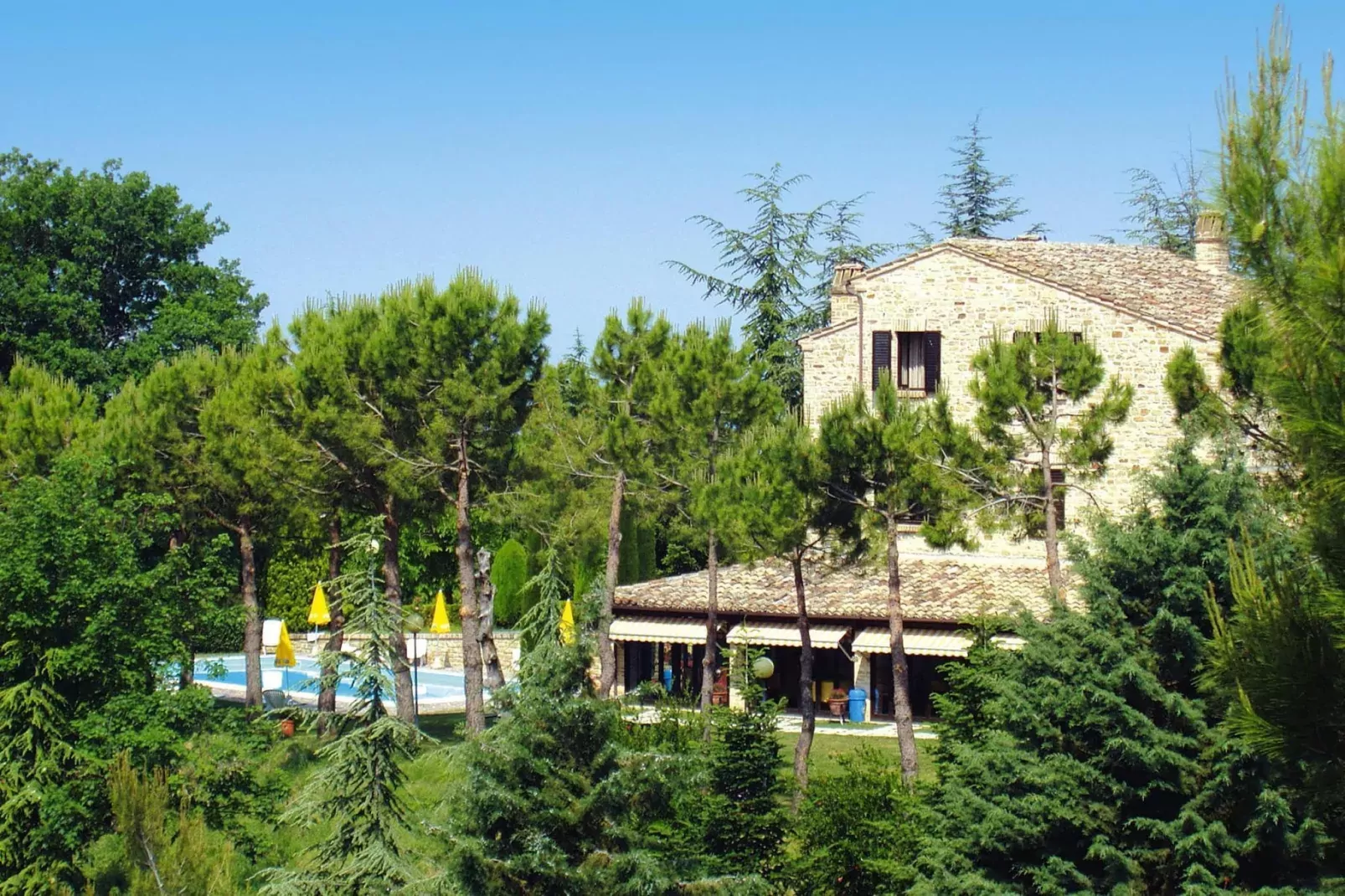 Residence La Ginestra, Montelparo-bilo-Areas summer 1km