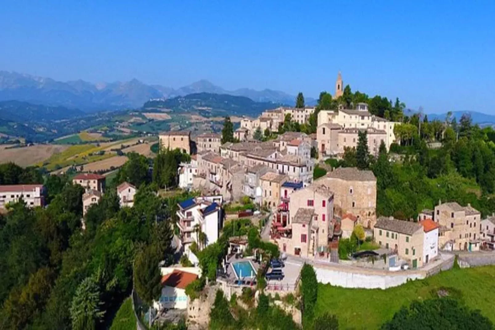 Residence La Ginestra, Montelparo-bilo-Areas summer 1km