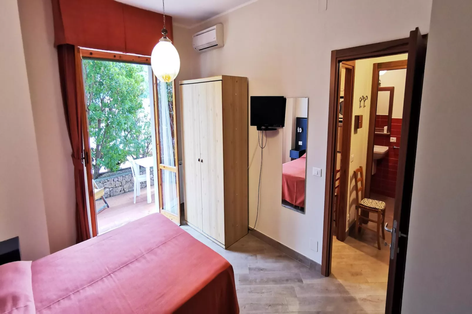 Residence Dei Fiori Pietra Ligure - B4-Bedroom