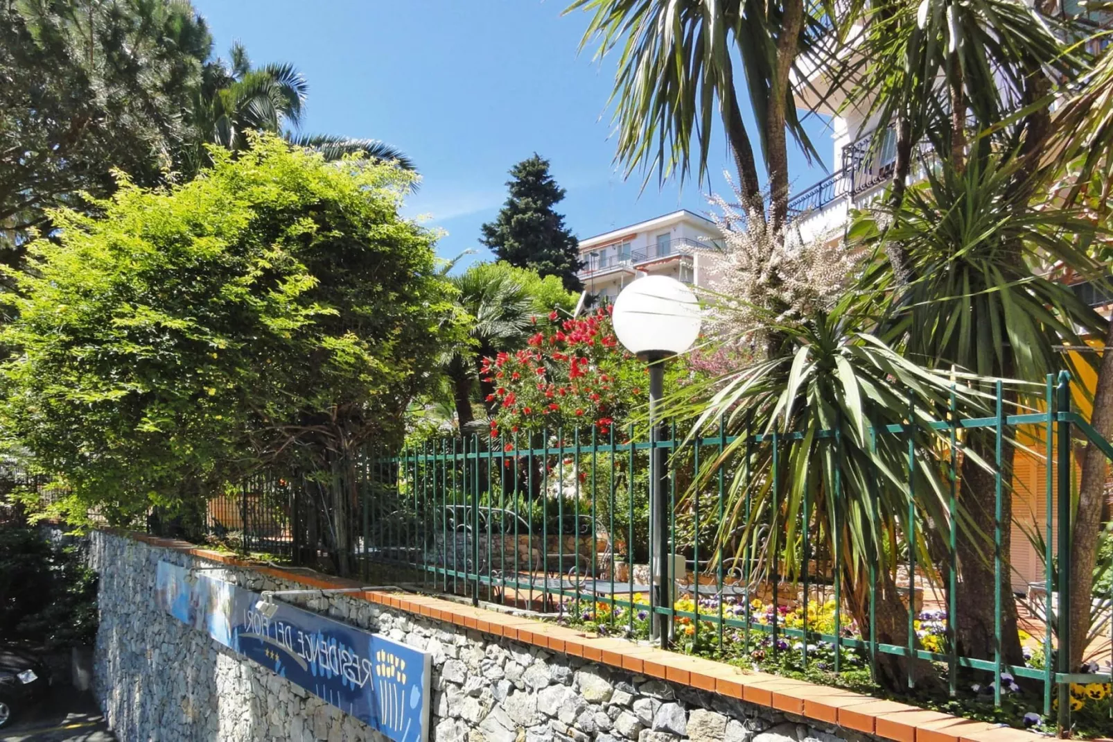 Residence Dei Fiori Pietra Ligure - B4-View summer