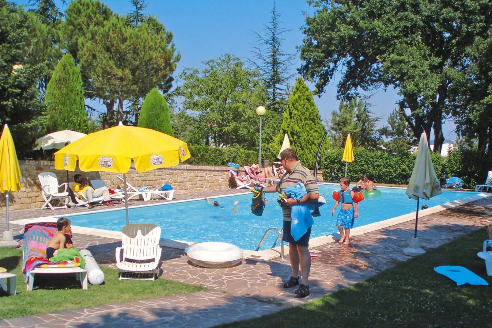 Residence La Ginestra, Montelparo-trilo-Areas summer 1km