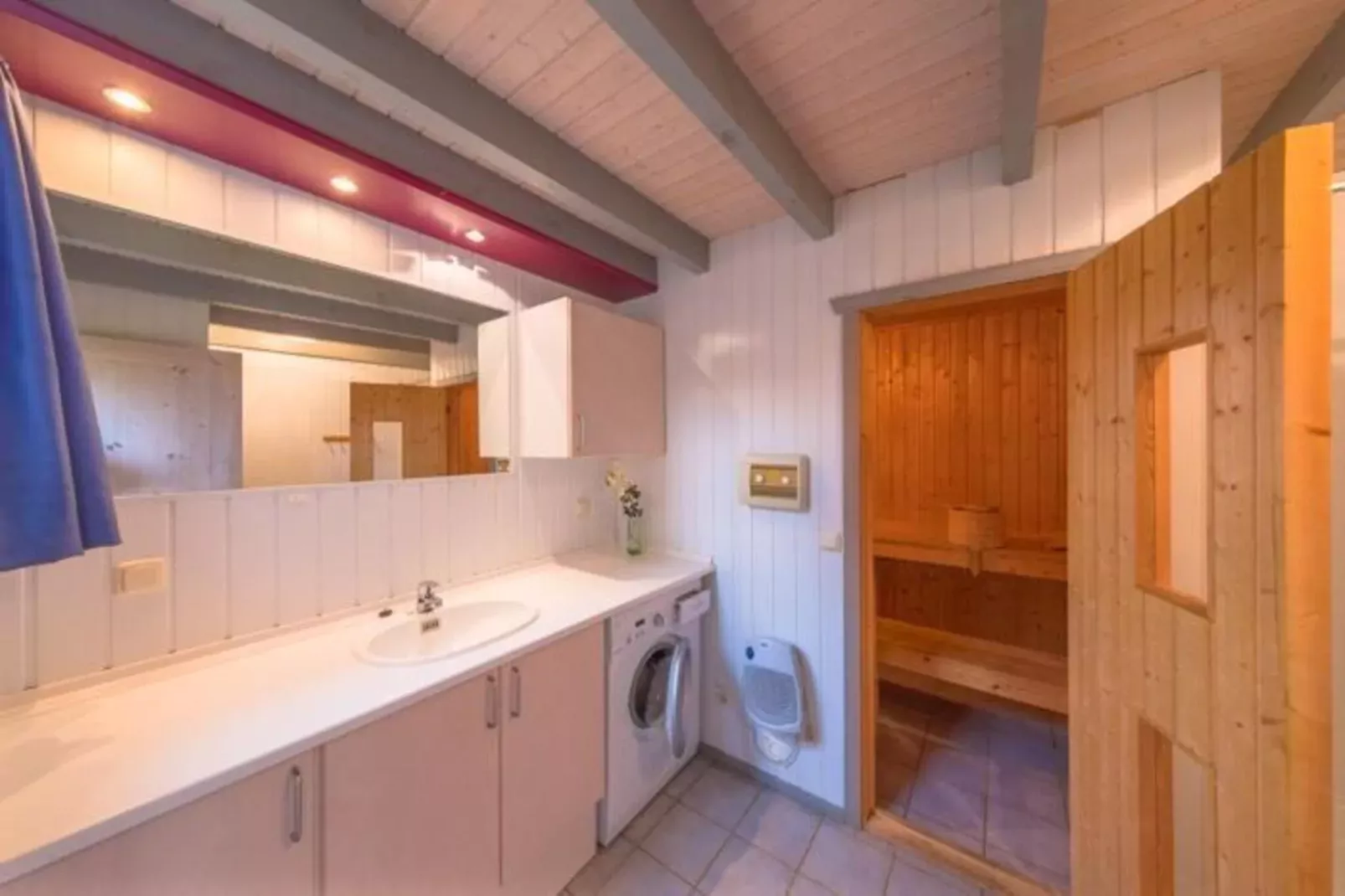 FH Wildgans Comfort Nr 75-Bathroom