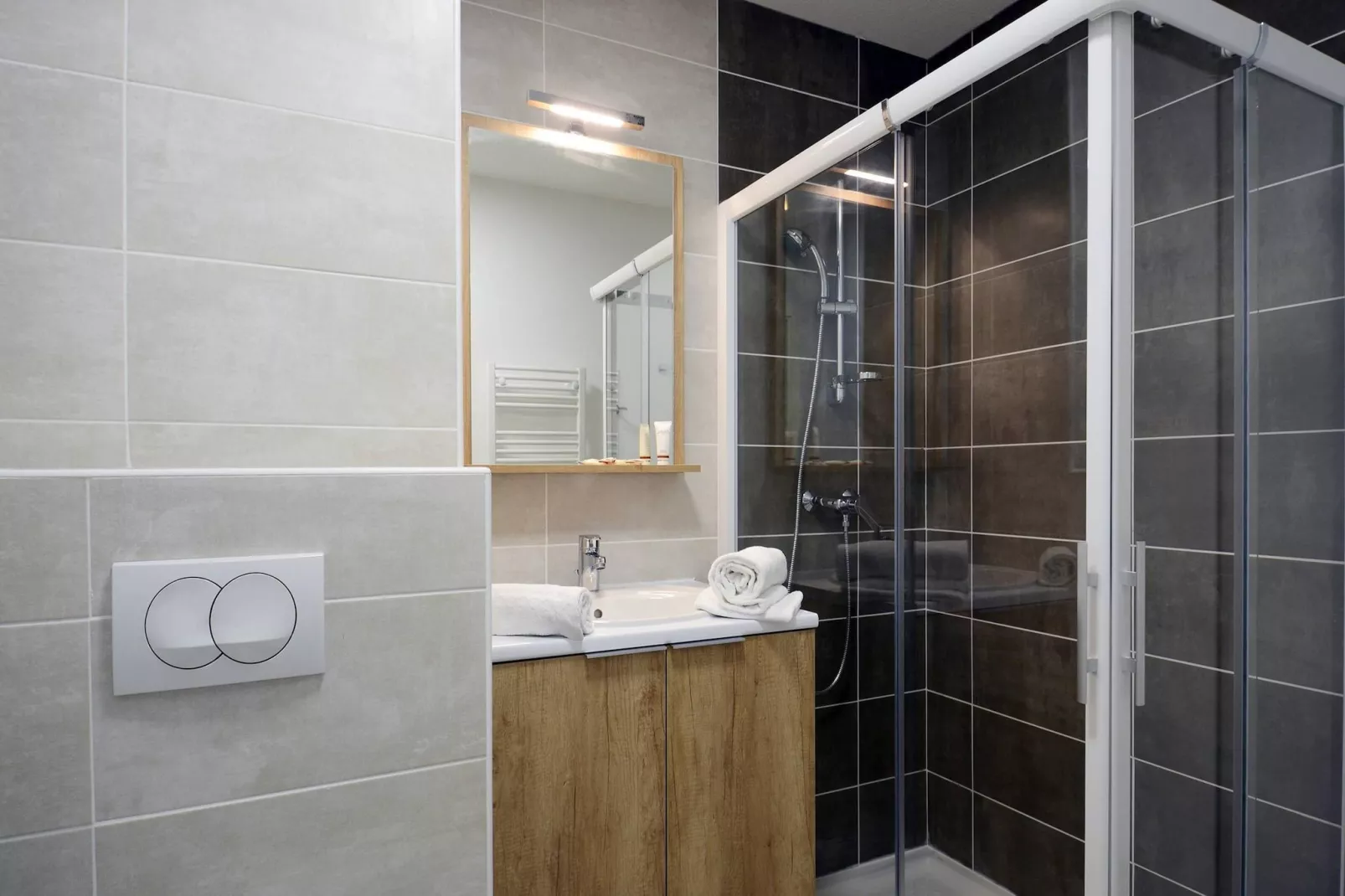 Residence Le Lotus Blanc 1-Bathroom
