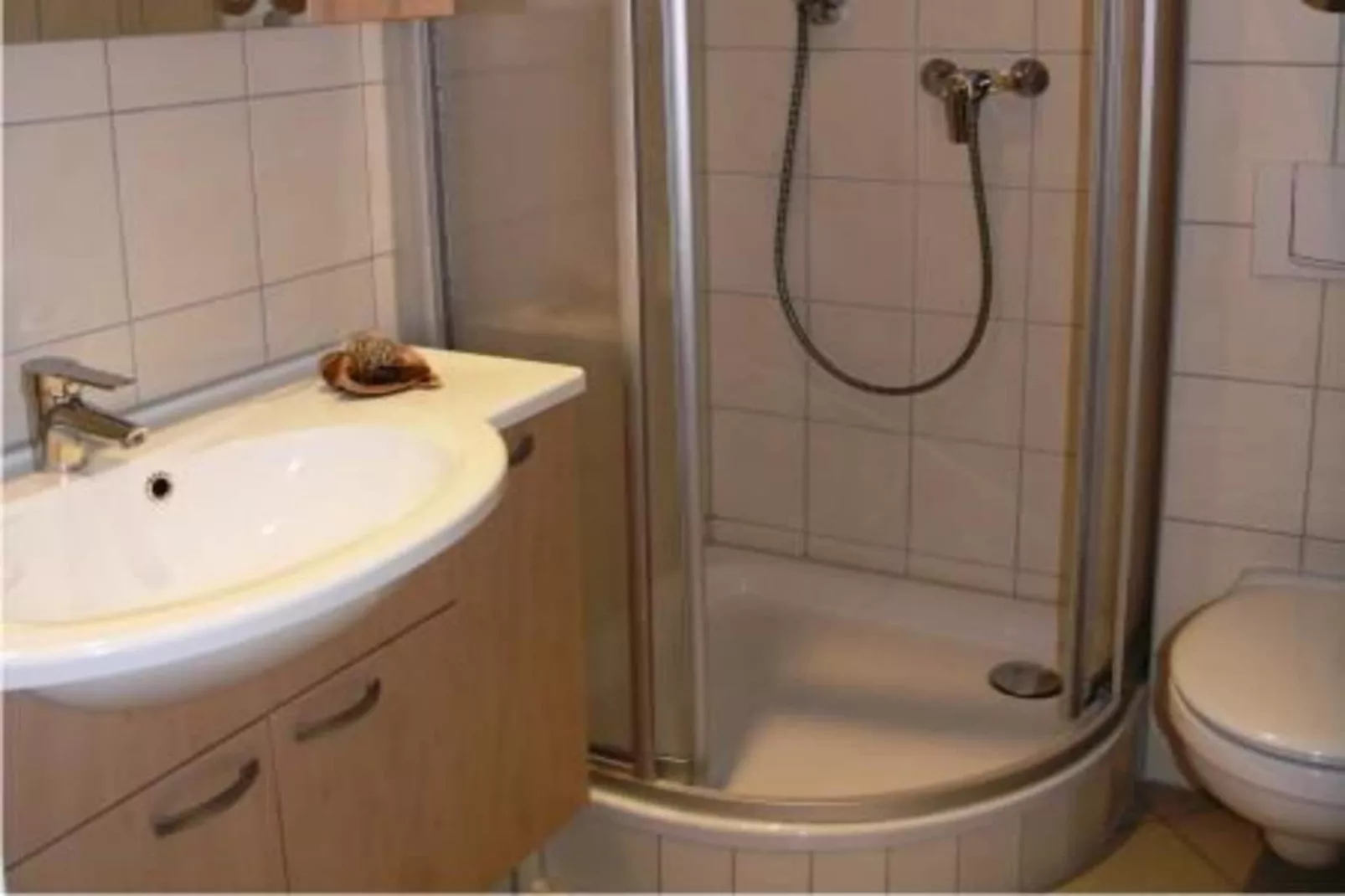 Apartment Strandläufer 110-Bathroom
