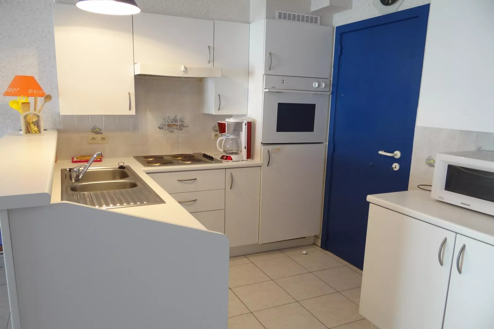 PRINCESS III / 255B 0308-Kitchen