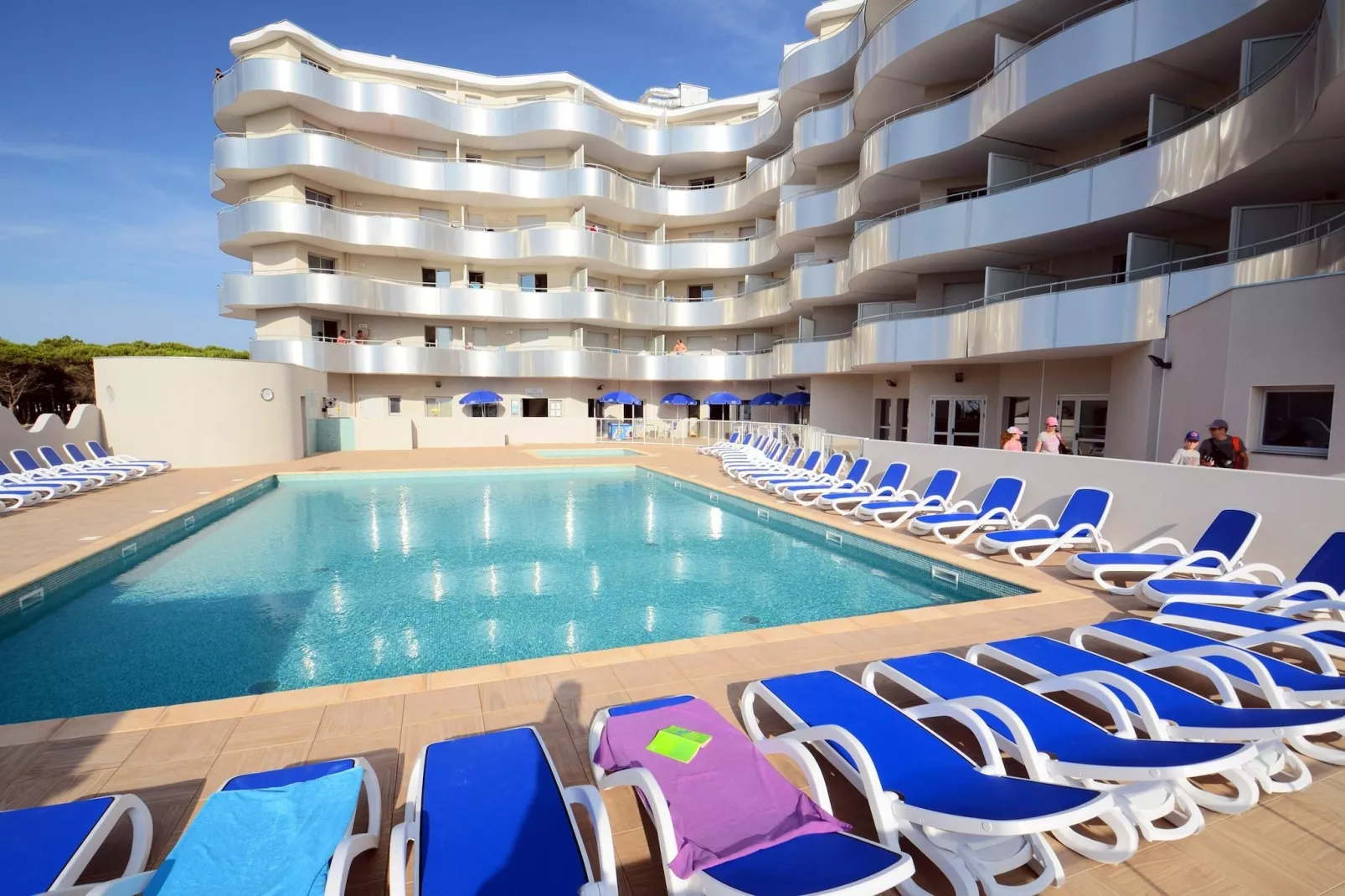 Residence Le Lotus Blanc 9-Pool