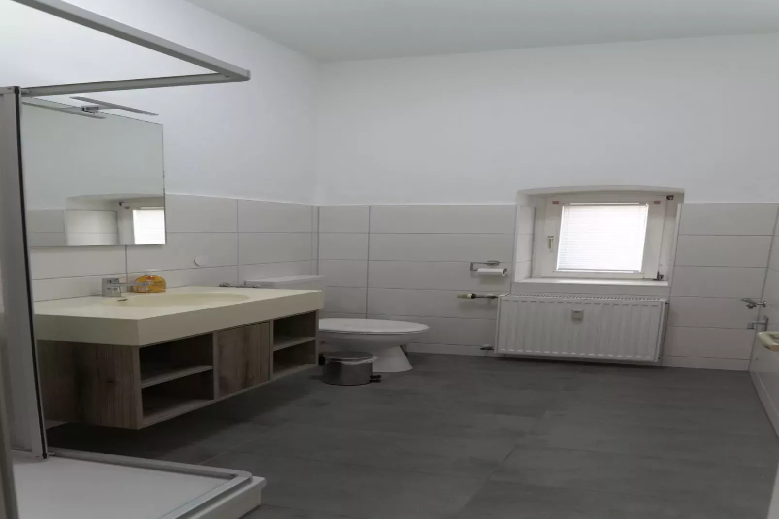 Otto der Reiche 3 Personen-Bathroom