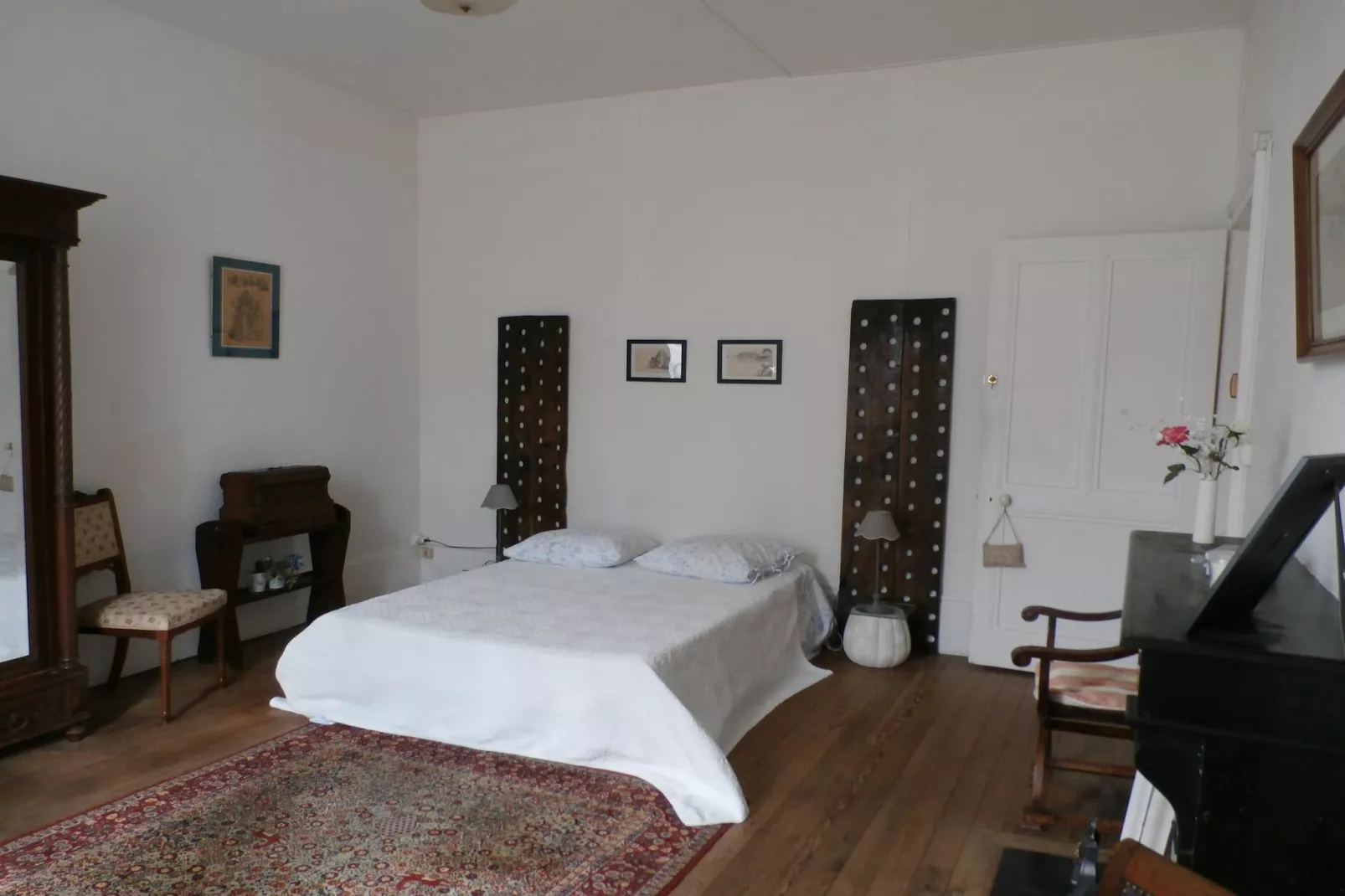 Gîte de Gray la Jolie-Bedroom